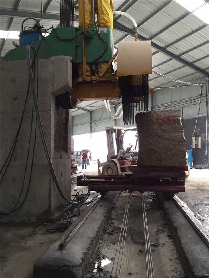 Multiblade Stone Block Cutter